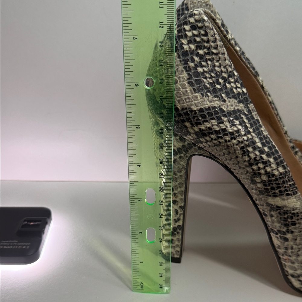 Pour La Victoire Neutral Snake-Print Platform Pumps - Picture 9 of 11